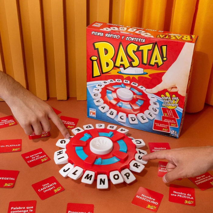 Juego de mesa basta